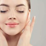 ماساژ صورت از موثرترین راه های چاق شدن صورت